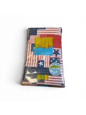 Summer Fun Vinyl Tablecloth With Umbrella Hole & Zipper 70" Round Patriotic Flag
